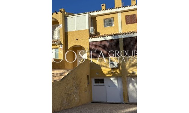 Revente - Maison -
Orihuela - Orihuela Costa