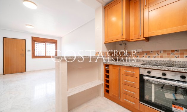 Odsprzedaż - Dom -
San Miguel de Salinas - San Miguel