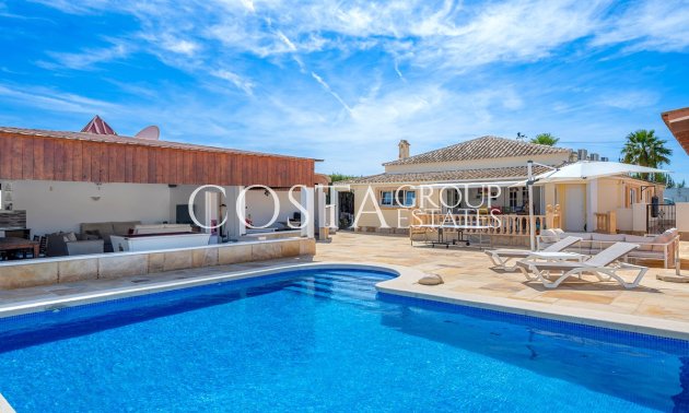 Resale - Villa -
Almoradí - Almoradi Centro