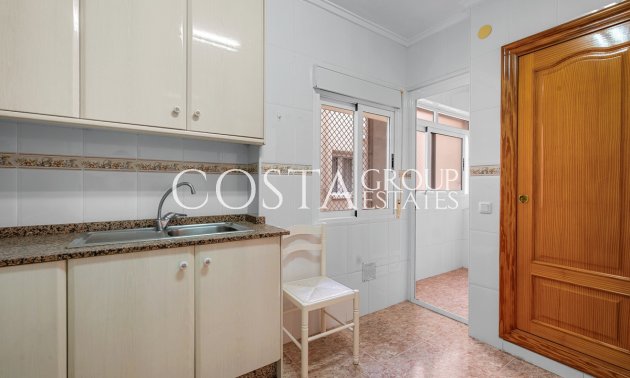 Wiederverkauf - Apartments -
Torrevieja - Torrevieja Centro