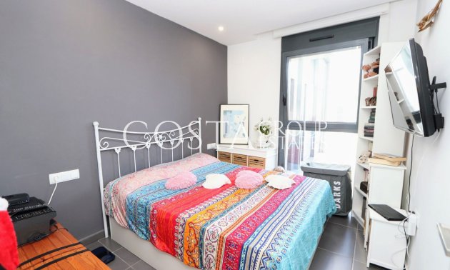 Wiederverkauf - Villa -
Orihuela - Villamartin