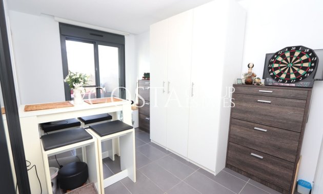 Wiederverkauf - Villa -
Orihuela - Villamartin