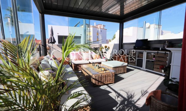 Wiederverkauf - Villa -
Orihuela - Villamartin