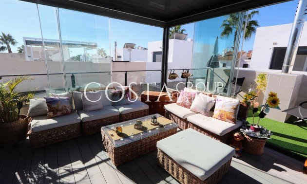 Wiederverkauf - Villa -
Orihuela - Villamartin