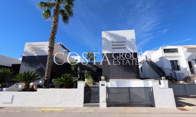 Wiederverkauf - Villa -
Orihuela - Villamartin