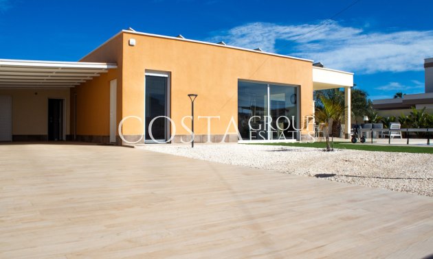 Herverkoop - Villa -
Torrevieja - La Siesta