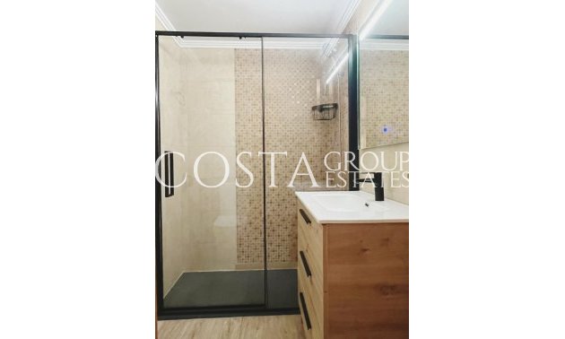 Revente - Apartments -
Alicante - Alicante Centro