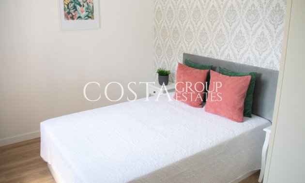 Odsprzedaż - Dom -
Orihuela - Punta Prima