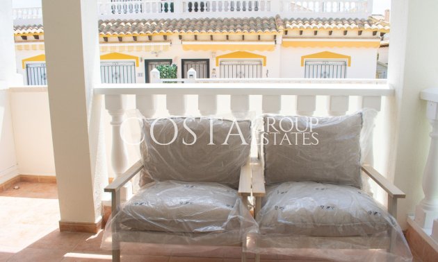 Odsprzedaż - Dom -
Orihuela - Punta Prima