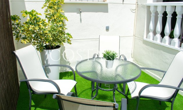 Odsprzedaż - Dom -
Orihuela - Punta Prima