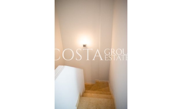 Odsprzedaż - Dom -
Orihuela - Punta Prima