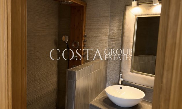 Revente - Apartments -
Alicante - Alicante Centro