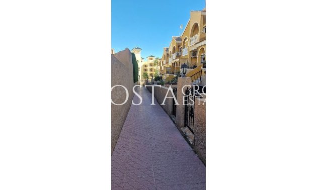 Herverkoop - Huis -
Orihuela - Orihuela Costa