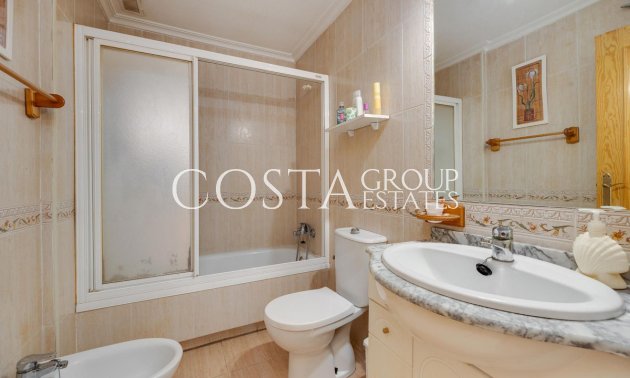 Herverkoop - Apartments -
Torrevieja - Torrevieja Centro