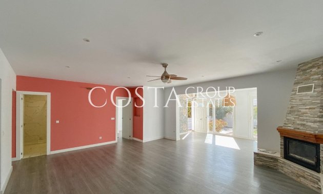 Resale - House -
Torrevieja - Aguas Nuevas