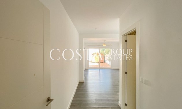 Resale - House -
Torrevieja - Aguas Nuevas