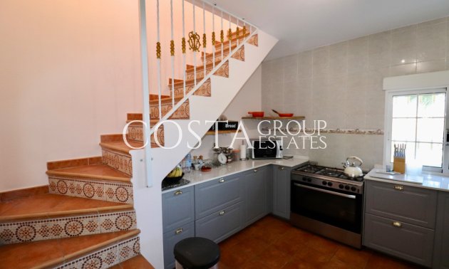 Revente - Villa -
Catral