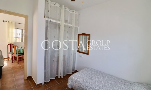 Revente - Villa -
Catral