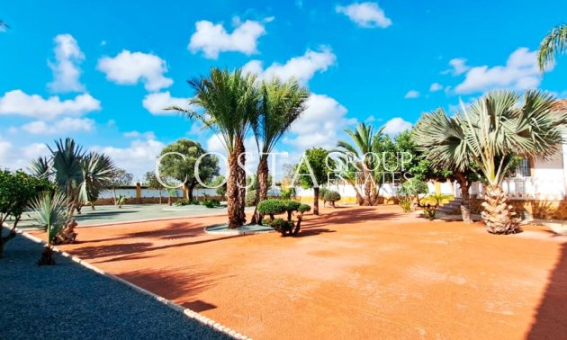 Herverkoop - Villa -
Catral - Catral - Country