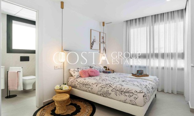 Neue Gebäude - Villa -
Rojales