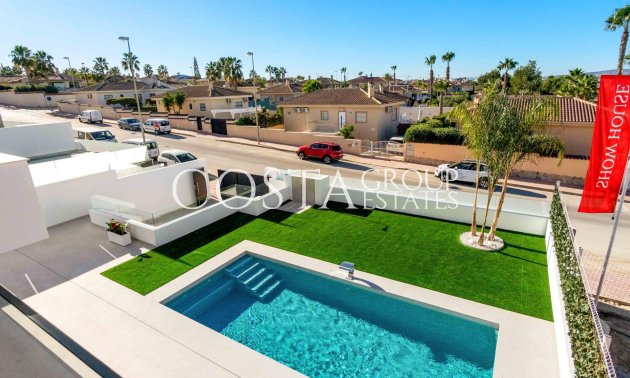 Neue Gebäude - Villa -
Rojales