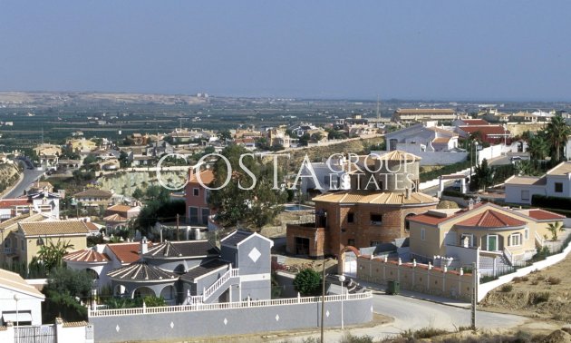 Neue Gebäude - Villa -
Rojales