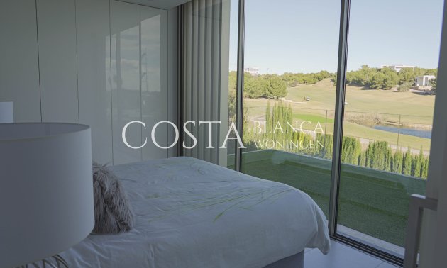 Herverkoop - Villa -
Orihuela - Las Colinas Golf