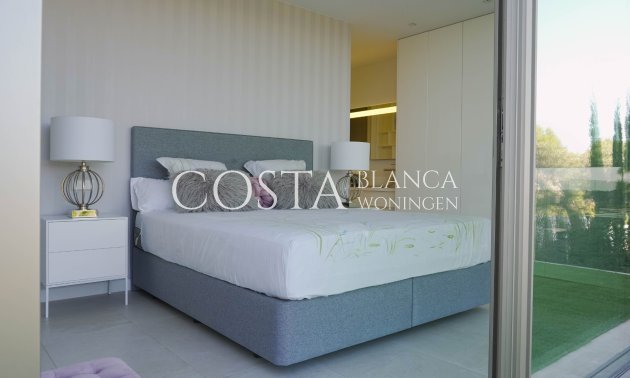 Herverkoop - Villa -
Orihuela - Las Colinas Golf