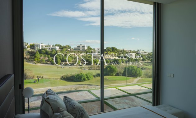 Herverkoop - Villa -
Orihuela - Las Colinas Golf