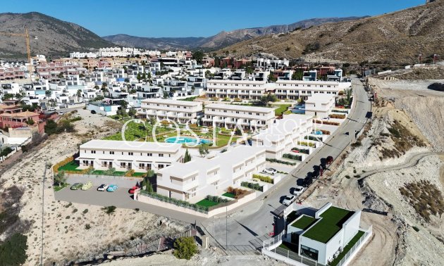 Nowy budynek - Dom -
Finestrat