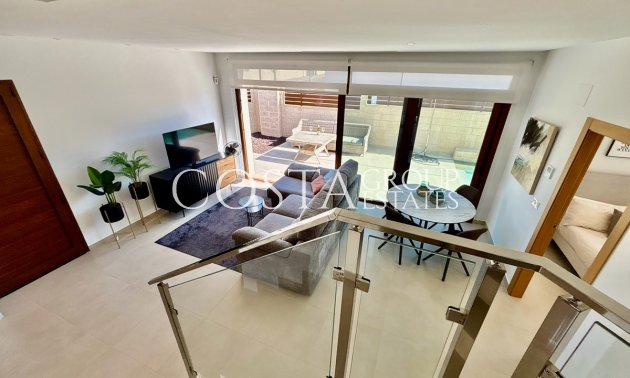 Neue Gebäude - Villa -
Benijofar