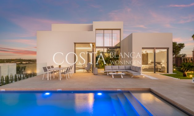 Nieuwbouw Woningen - Villa -
Las Colinas Golf and Country Club