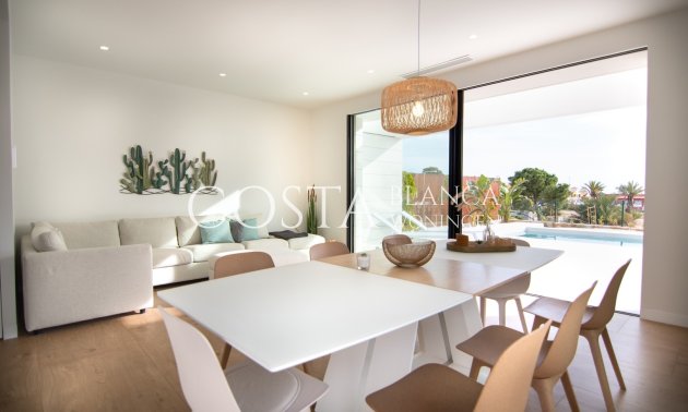 New Build - Villa -
Los Montesinos - La Herrada