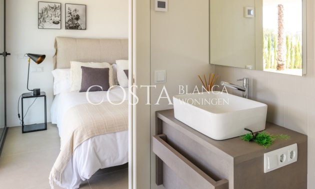 Nieuwbouw Woningen - Villa -
Las Colinas Golf and Country Club