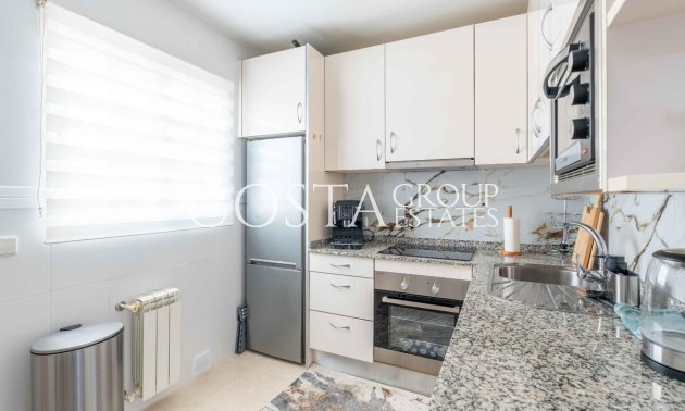 Herverkoop - Villa -
Orihuela Costa - Punta Prima