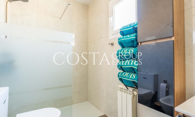 Herverkoop - Villa -
Orihuela Costa - Punta Prima