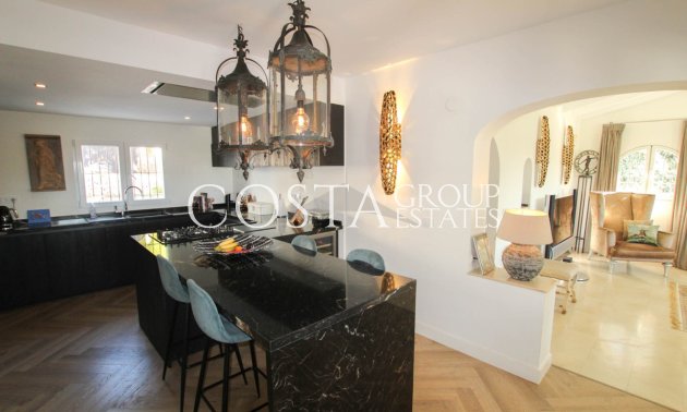 Odsprzedaż - Willa -
Benissa - Benissa Centro