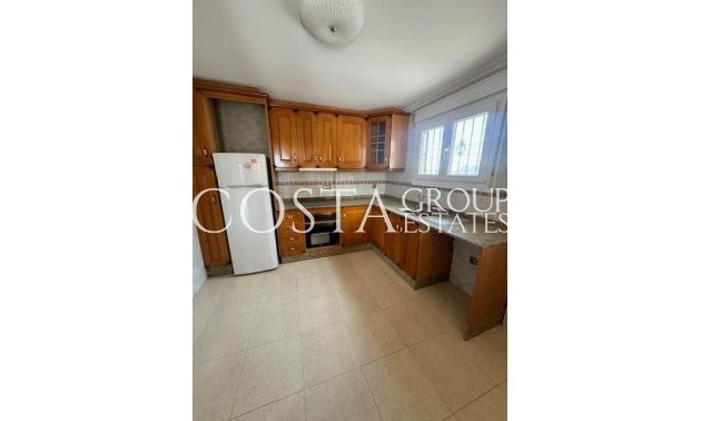 Resale - House -
Orihuela Costa