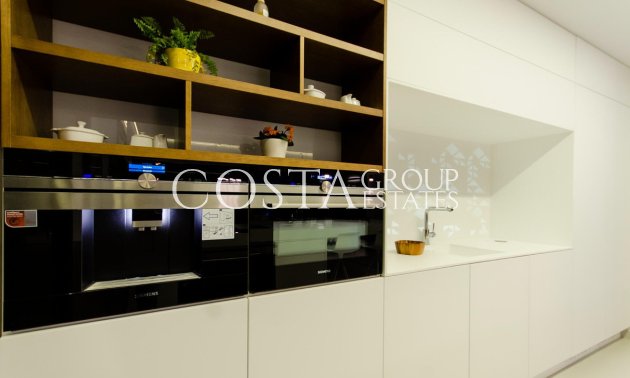 Herverkoop - Huis -
Orihuela Costa