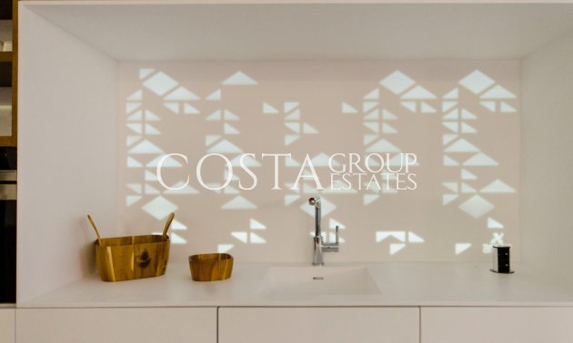 Herverkoop - Huis -
Orihuela Costa