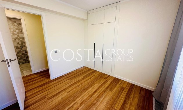 Revente - Apartments -
Alicante - Alicante Centro