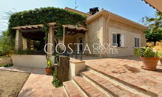 Wiederverkauf - Villa -
Alicante - Alicante Centro