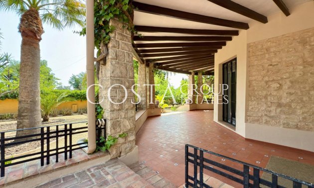 Wiederverkauf - Villa -
Alicante - Alicante Centro