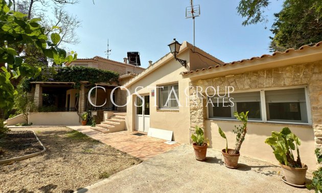 Wiederverkauf - Villa -
Alicante - Alicante Centro