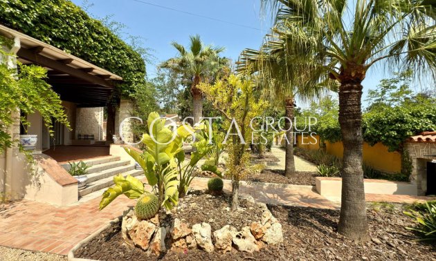 Wiederverkauf - Villa -
Alicante - Alicante Centro