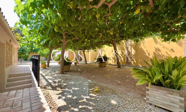 Wiederverkauf - Villa -
Alicante - Alicante Centro