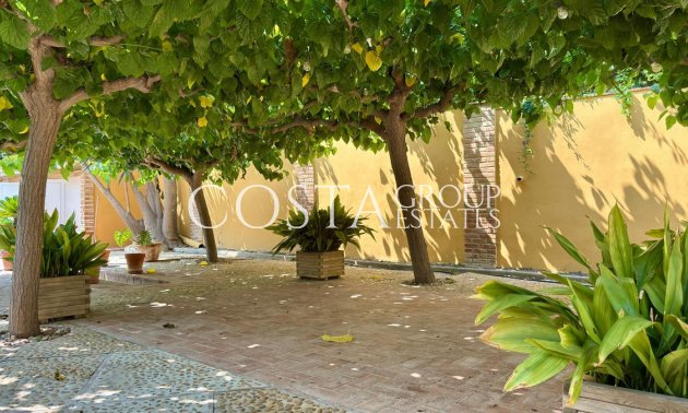 Wiederverkauf - Villa -
Alicante - Alicante Centro