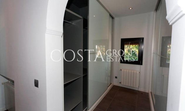 Odsprzedaż - Dom -
Teulada - Moraira