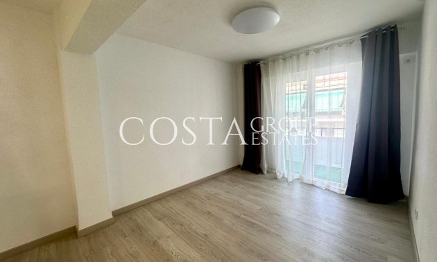 Wiederverkauf - Apartments -
Alicante - Alicante Centro