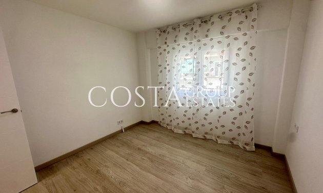 Wiederverkauf - Apartments -
Alicante - Alicante Centro